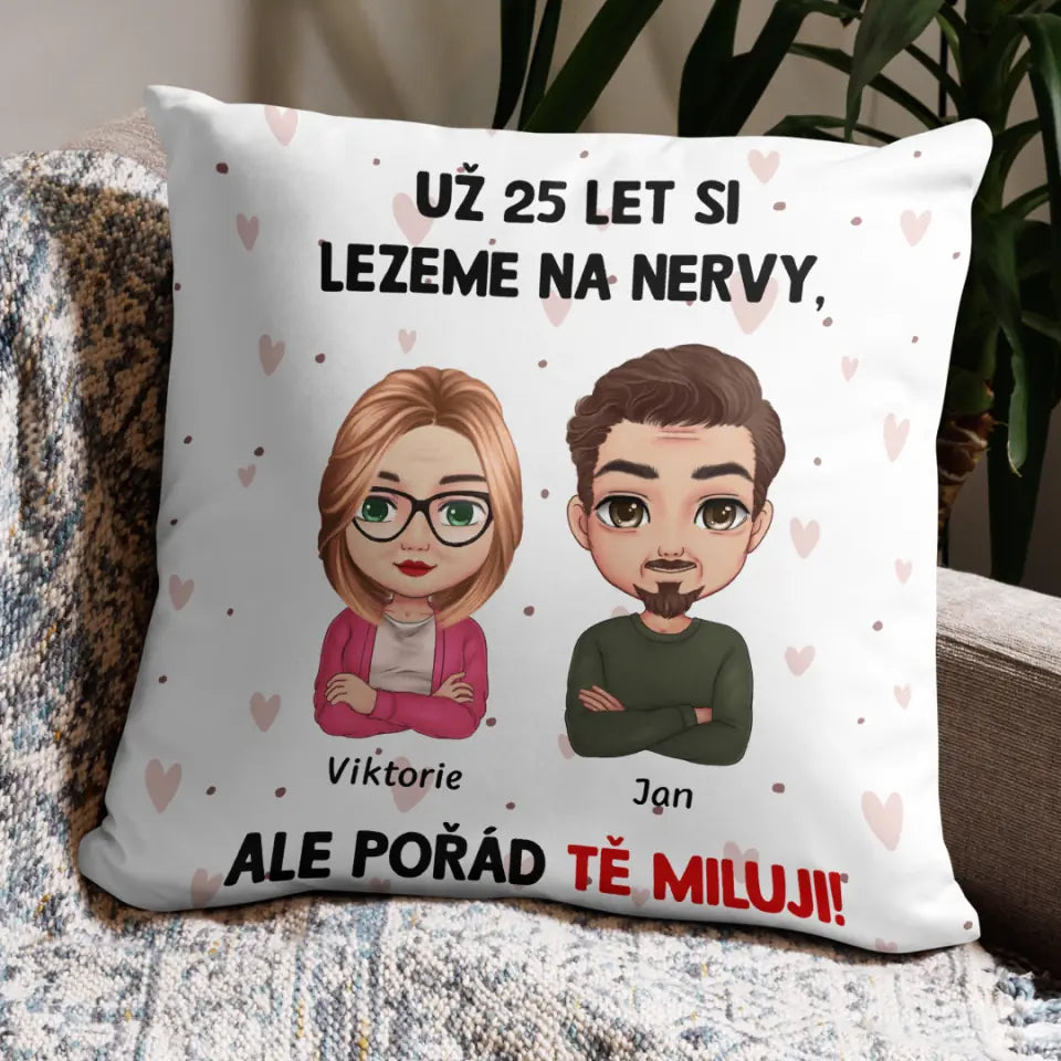 Jedinečný polštář pro zamilované páry - otravujeme se navzájem